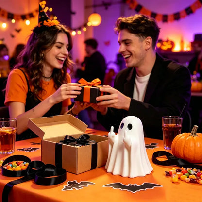 Halloween Ghost Figurine - Spooky Cute Resin Middle Finger Ghost Statue, Perfect for Porch & Indoor Halloween Decor， Anime-Style